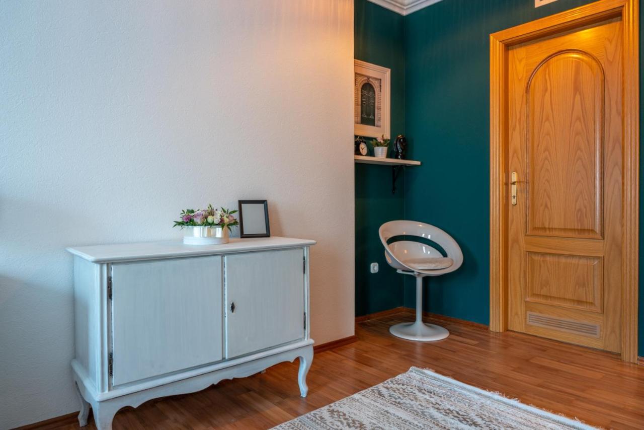 Romantic Studio Secret Garden Budapeste Exterior foto
